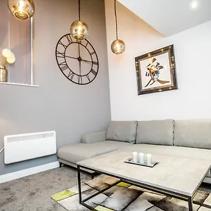  Apartment Central Apart Suites